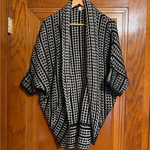 Moth Black and White Knit Poncho